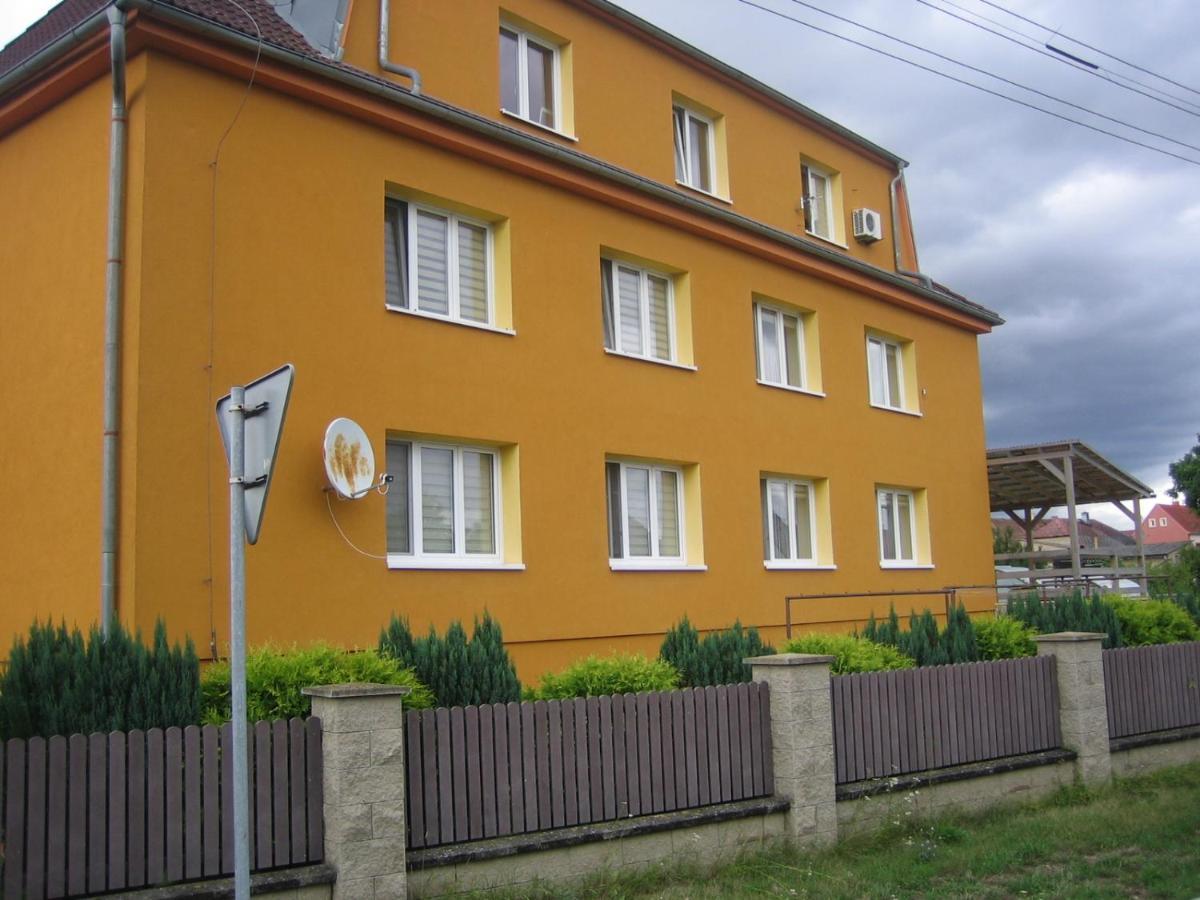 Apartmany Polepy Bagian luar foto